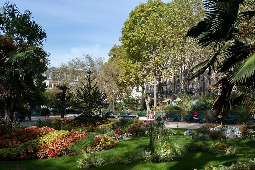 Apartament Rue De L'Abbe Gregoire By Onefinestay Paryż